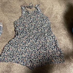 XL romper